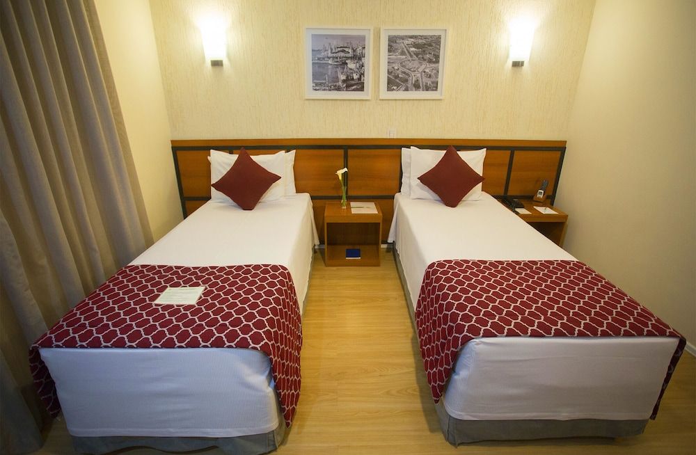 undefined Leques Brasil Hotel Escola 7