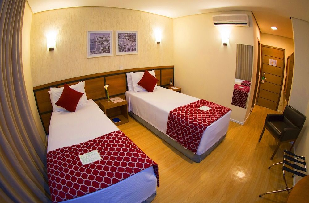 undefined Leques Brasil Hotel Escola 8