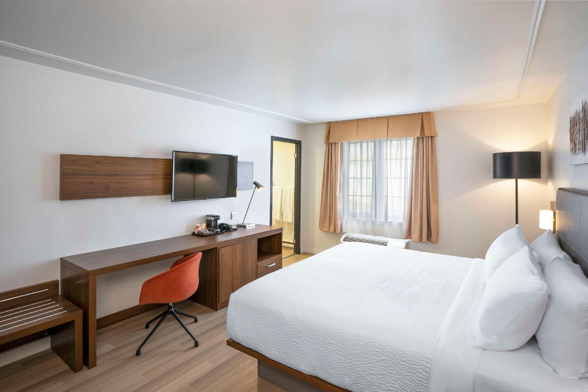 Quality Inn 1 King Bed, Nonsmoking