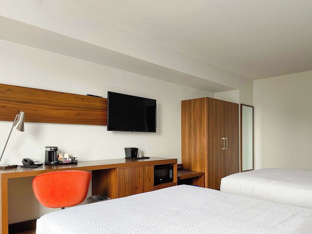 Quality Inn Standard Room, 2 Queen Beds, Non Smoking