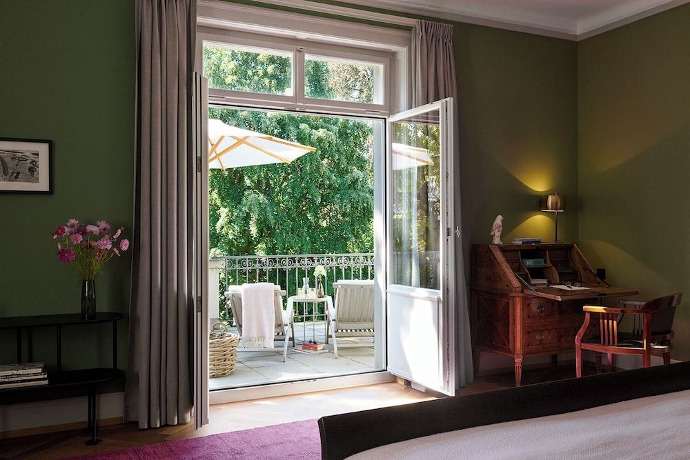 Suite, Terrace