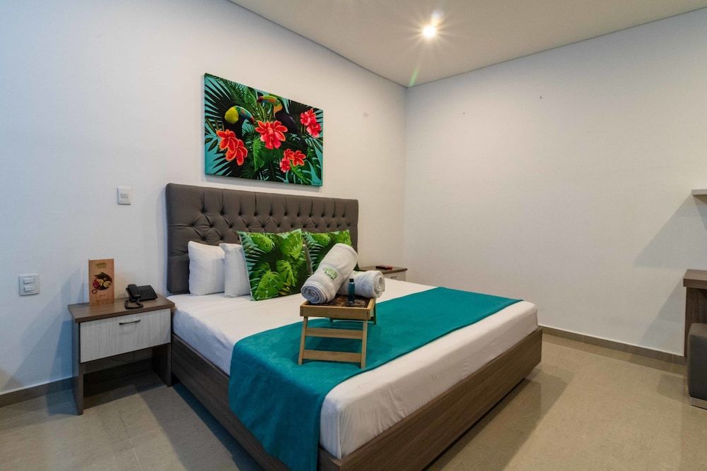 Lleras Green Hotel Superior Suite, 1 King Bed