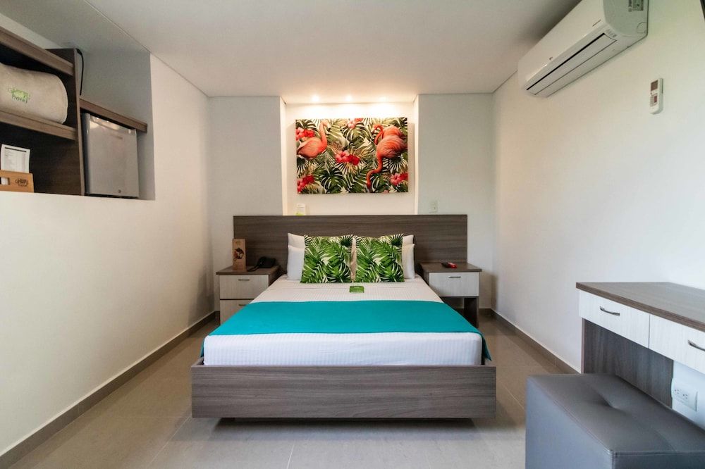 Lleras Green Hotel Junior Suite