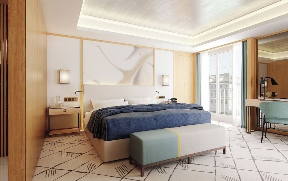 City Deluxe Room