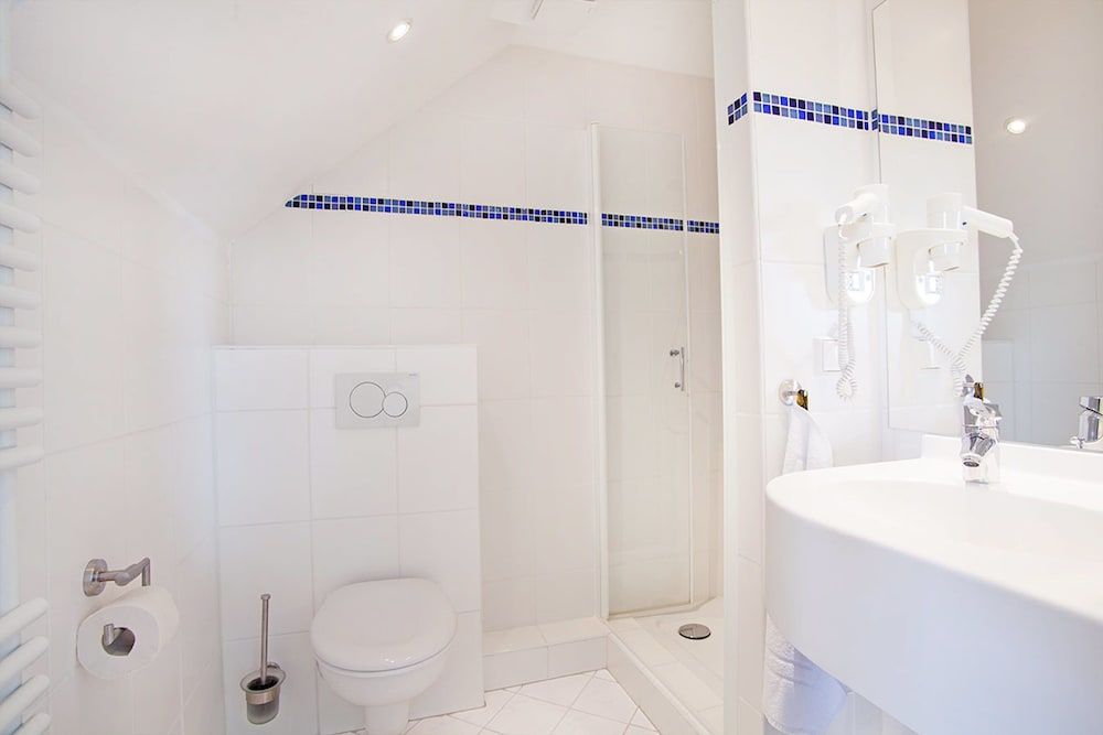 Baltic Hotel Quadruple Room 3