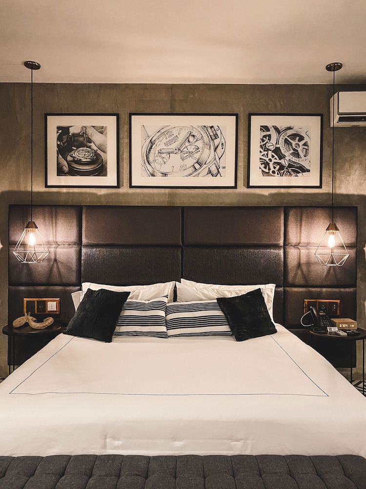 Diez Diez Collection