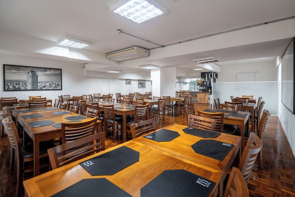 undefined 155 Hotel 10