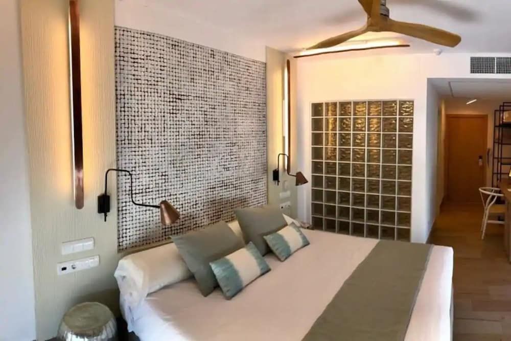 undefined Hotel Lux isla 10