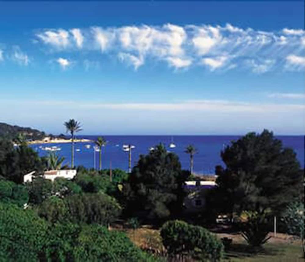 undefined Hotel Lux isla 2