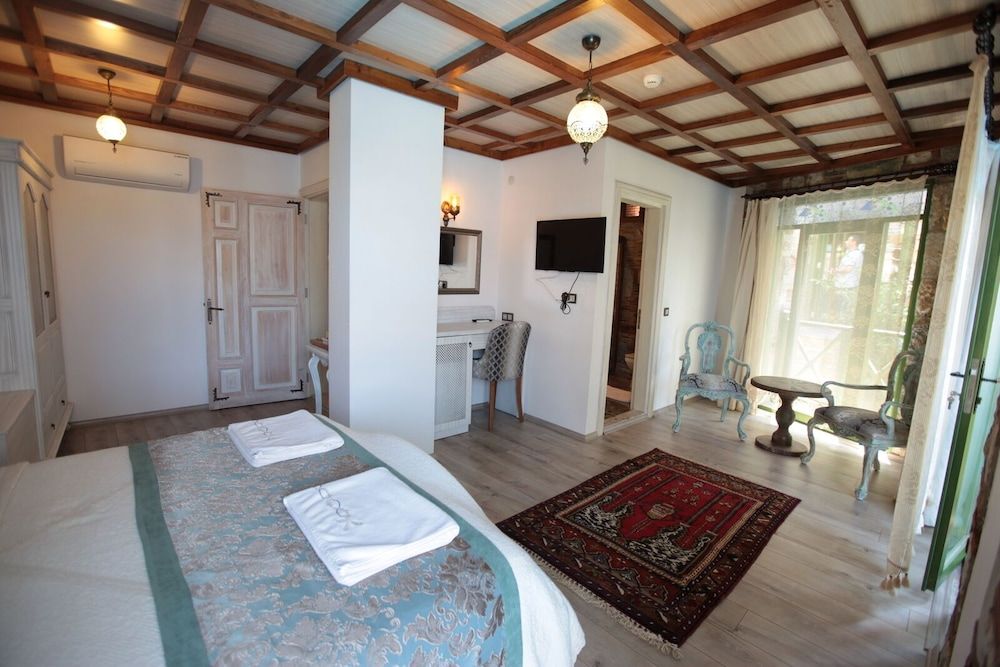 Celsus Boutique Hotel Design Double Room 5