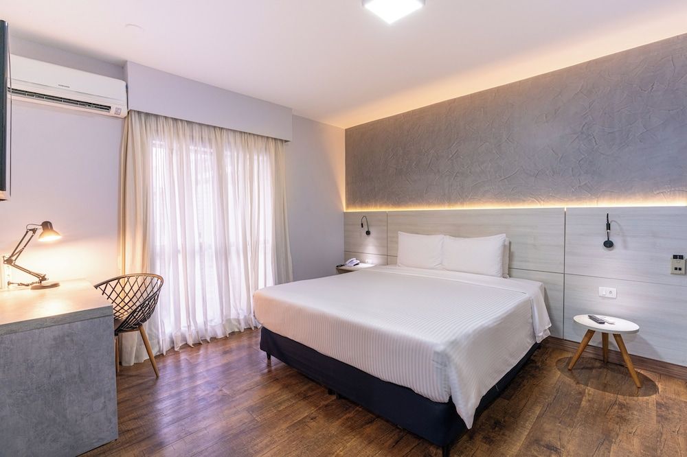 Premium Casal - 1 Cama Queen