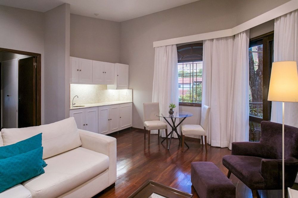 Las Lomas Casa Hotel Family Apartment, 1 King Bed with Sofa bed, Kitchen, Garden Area 4