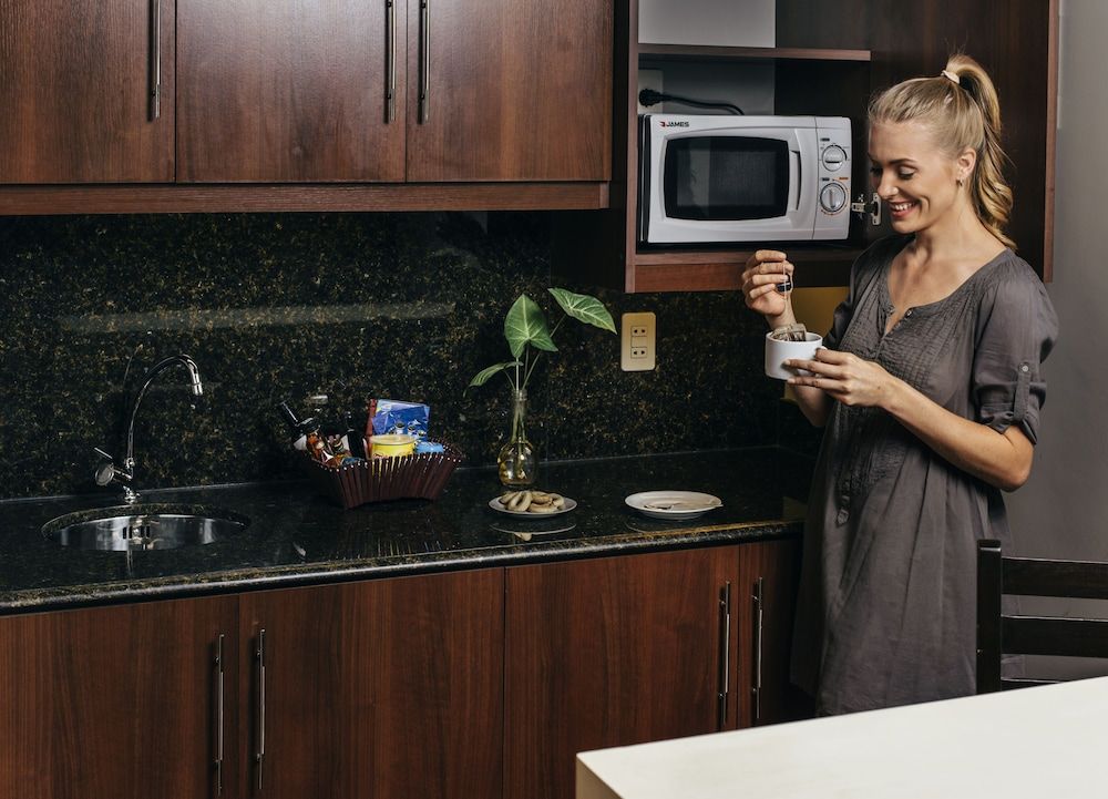 Las Lomas Casa Hotel Classic Room, 1 King Bed, Microwave 14