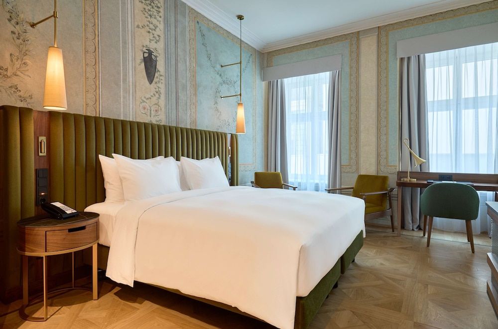 Room, 1 King Bed (Saski)
