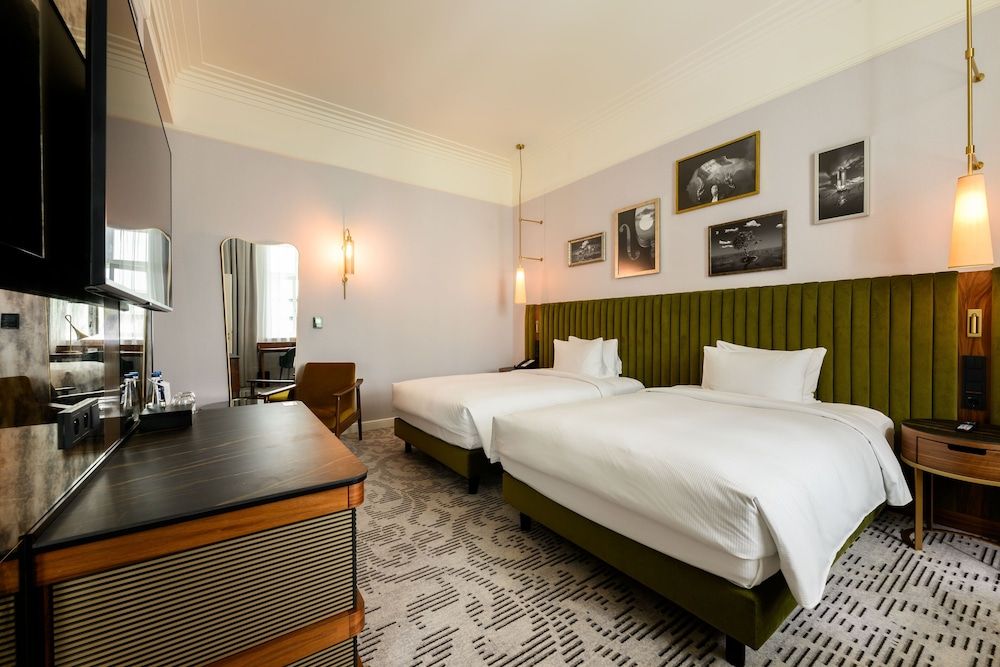 Room, 2 Double Beds, Courtyard View