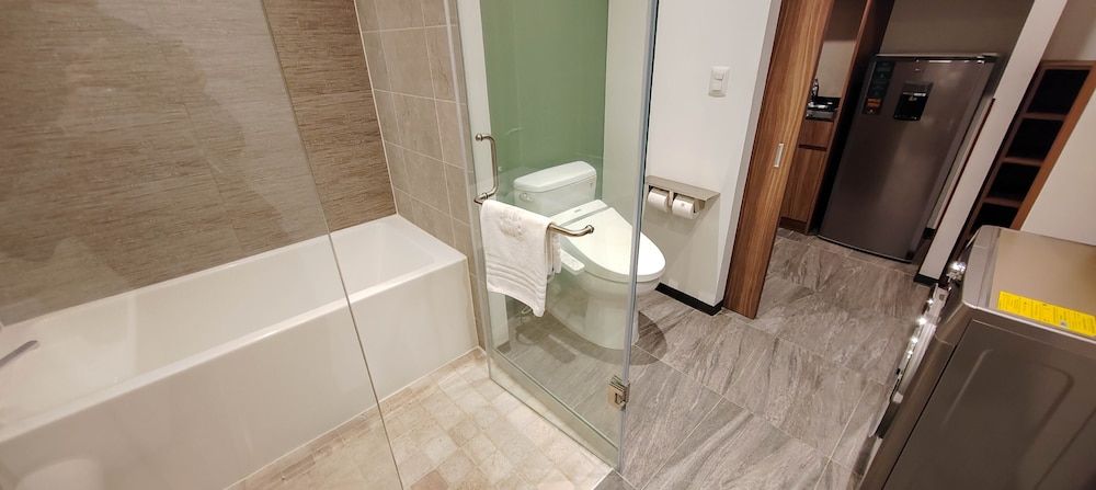 FUJITAYA Querétaro Deluxe Room, 1 Queen Bed, Non Smoking 8