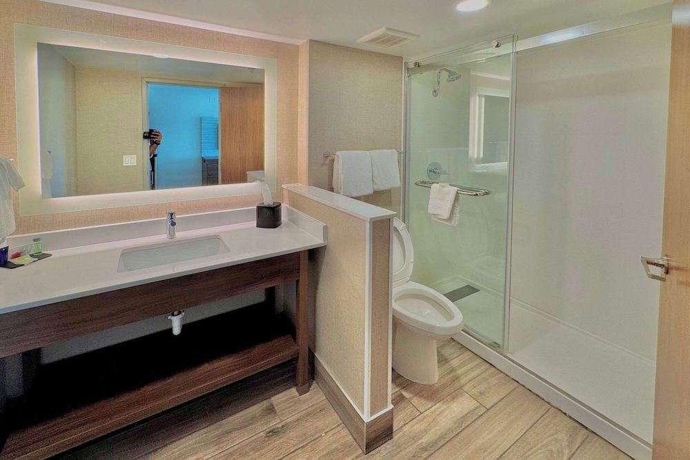 Sleep Inn Oakbrook Terrace - Chicago Suite, 1 King Bed, Non Smoking (Efficiency, Upgrade) 3