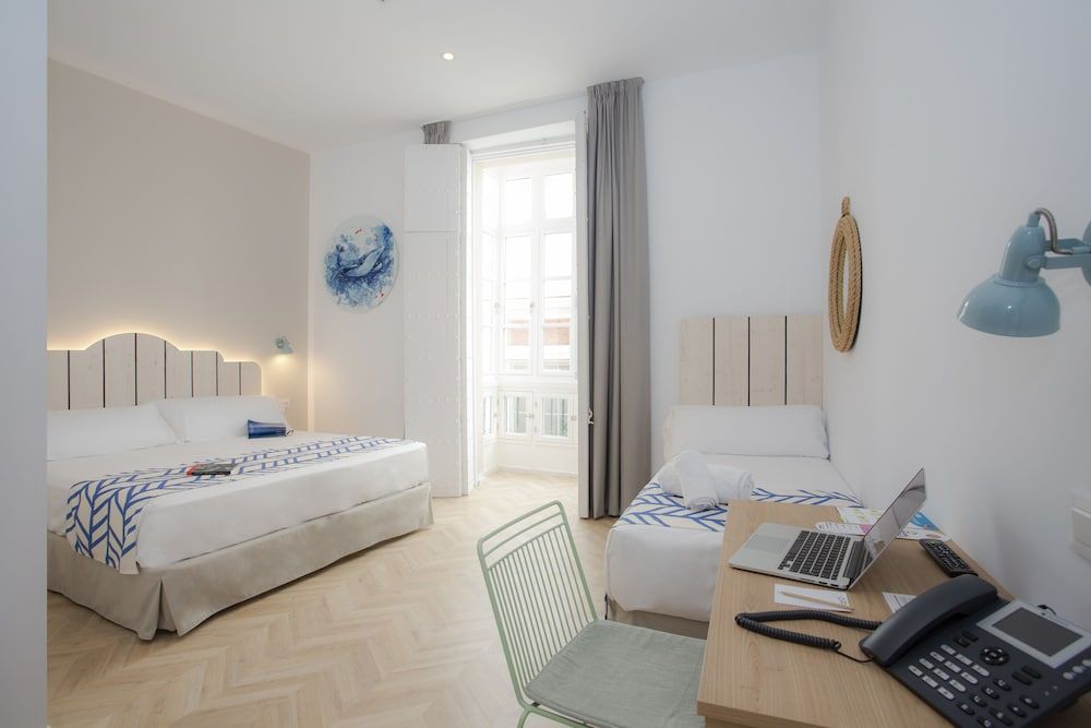 Triple Room, Balcony