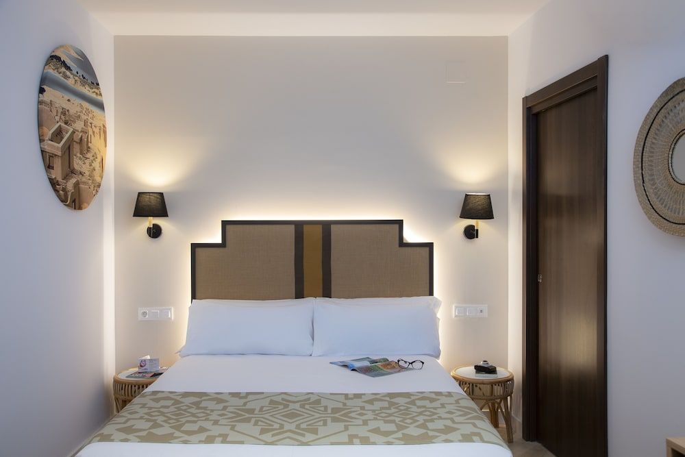 Casual Con Duende Cádiz Hotel Economy Double Room, 1 Queen Bed 5