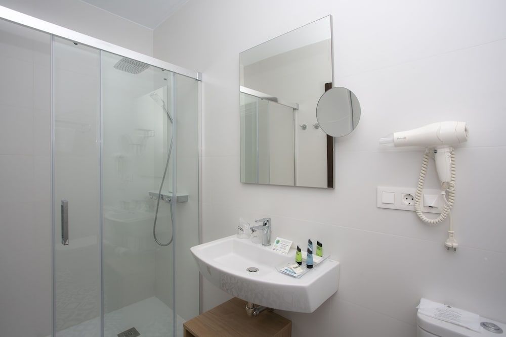 Casual Con Duende Cádiz Hotel Economy Double Room, 1 Queen Bed 9