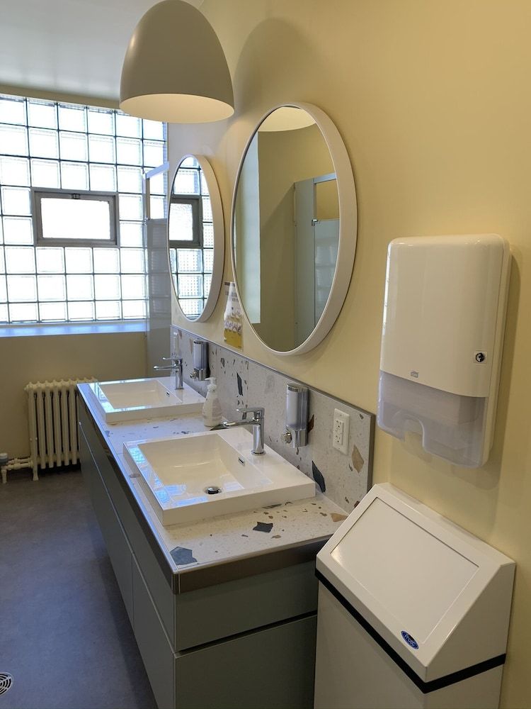 undefined QBEDS Hostel 8