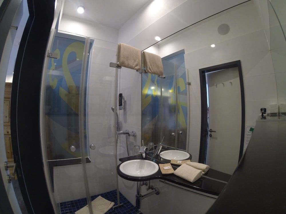 Comfort Single Room
