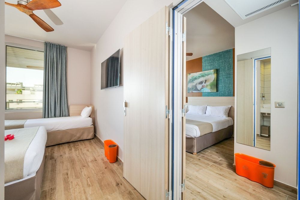 Hotel Gondwana - City GREEN Queen + Single 4