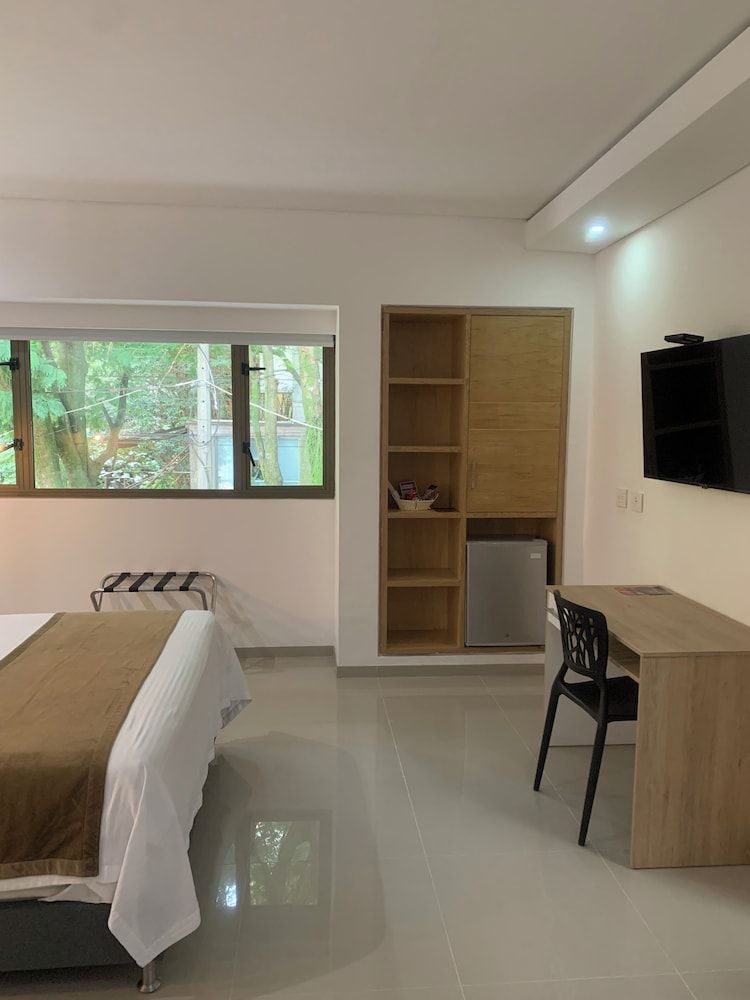 Hotel Zona A Superior Room 8