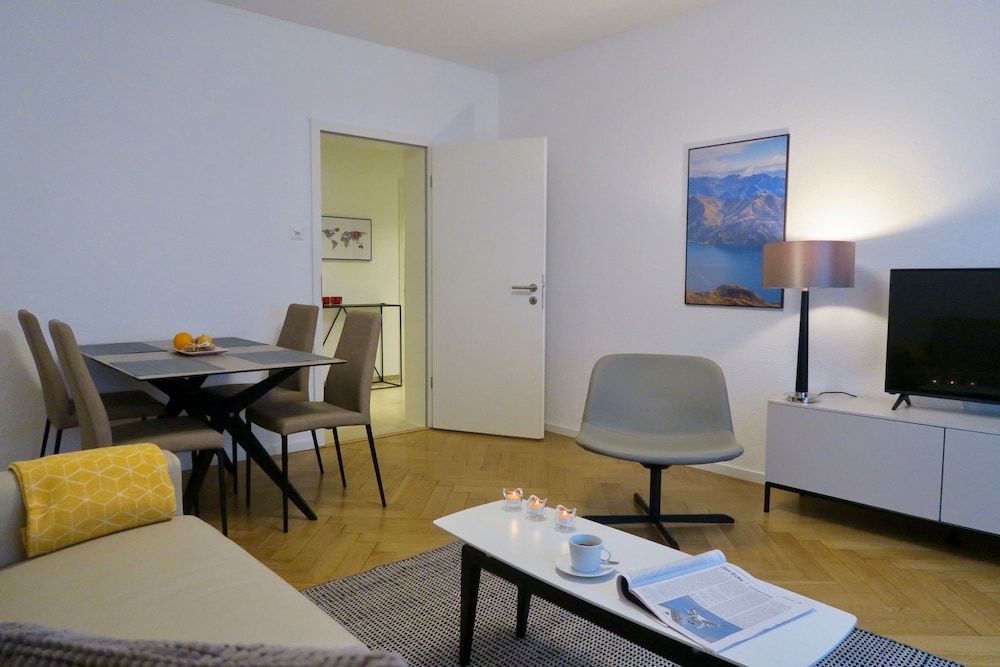 Zurich Furnished Homes Comfort Apartment, 1 Queen Bed with Sofa bed (incl. cleaning fee of 120 CHF) 17