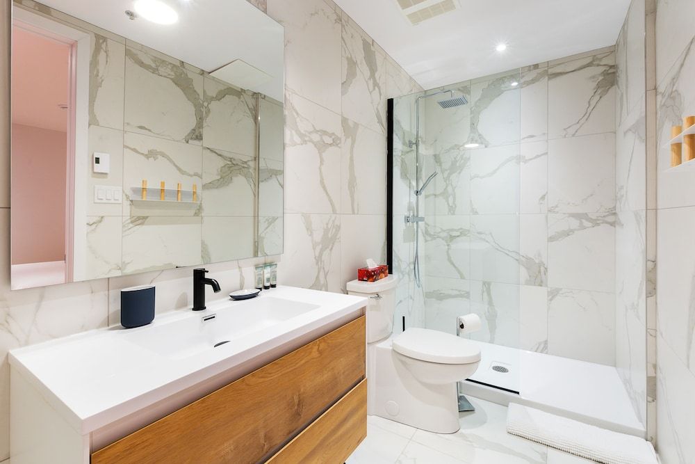 Les Lofts St-Roch by Les Lofts Vieux-Quebec Loft, 2 Bedrooms (SR101) 3