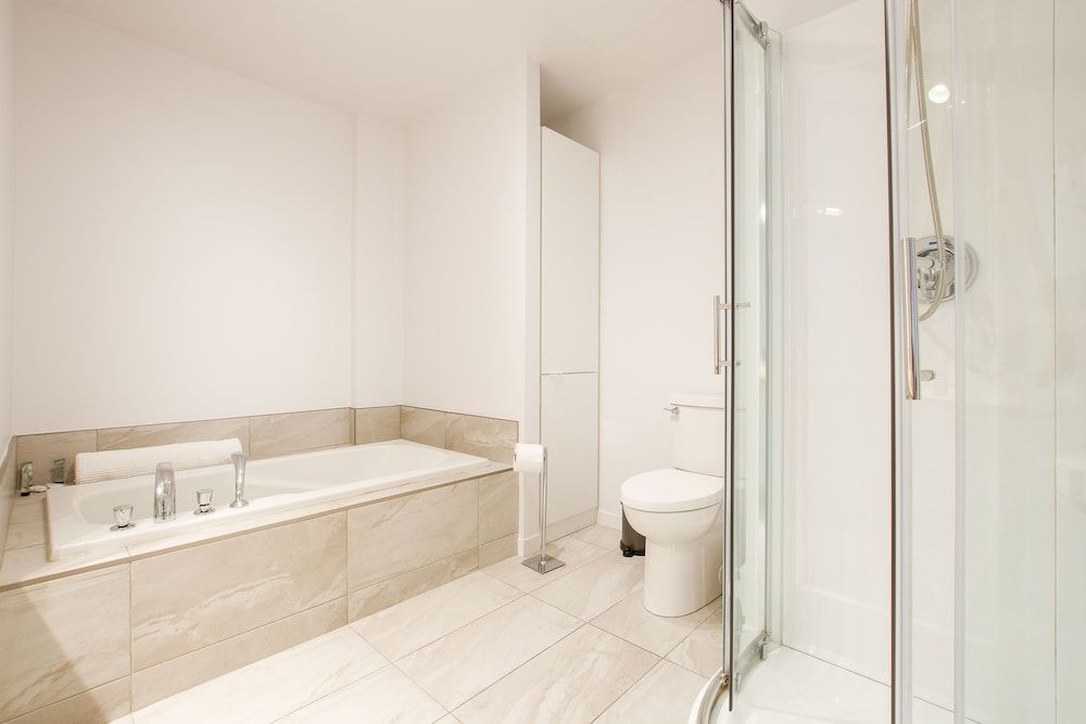 Les Lofts St-Roch by Les Lofts Vieux-Quebec Family Loft , King Bed (SR202) 4