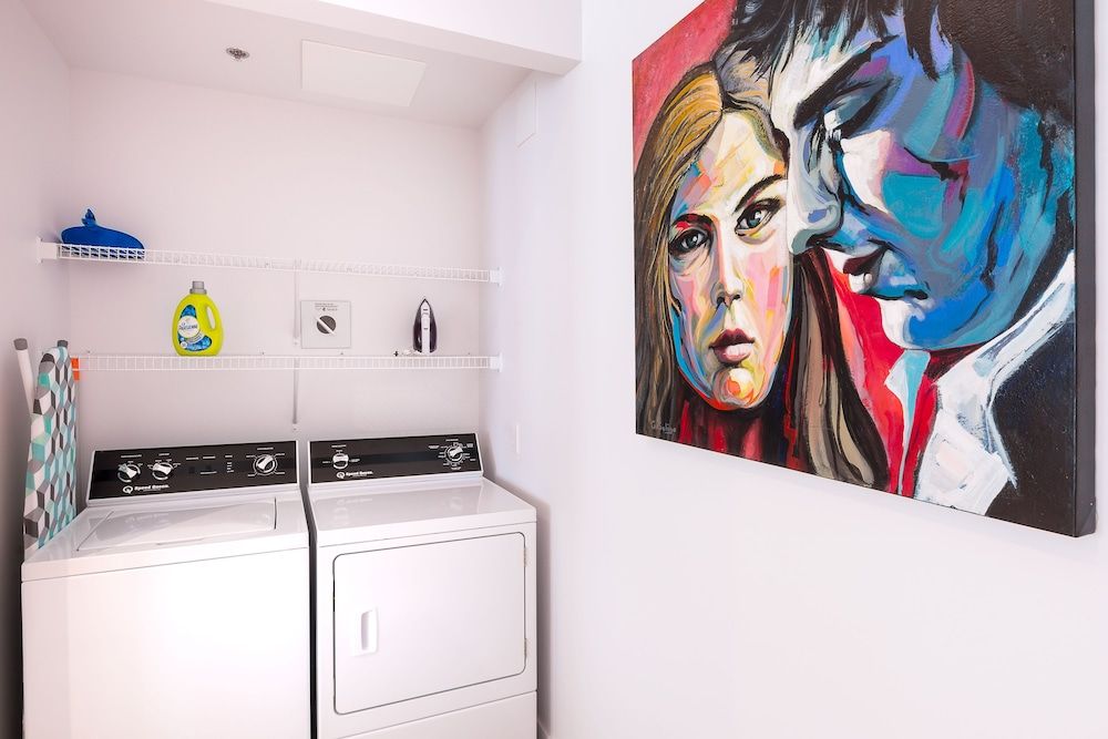 Les Lofts St-Roch by Les Lofts Vieux-Quebec Loft, 2 Bedrooms (SR101) 4