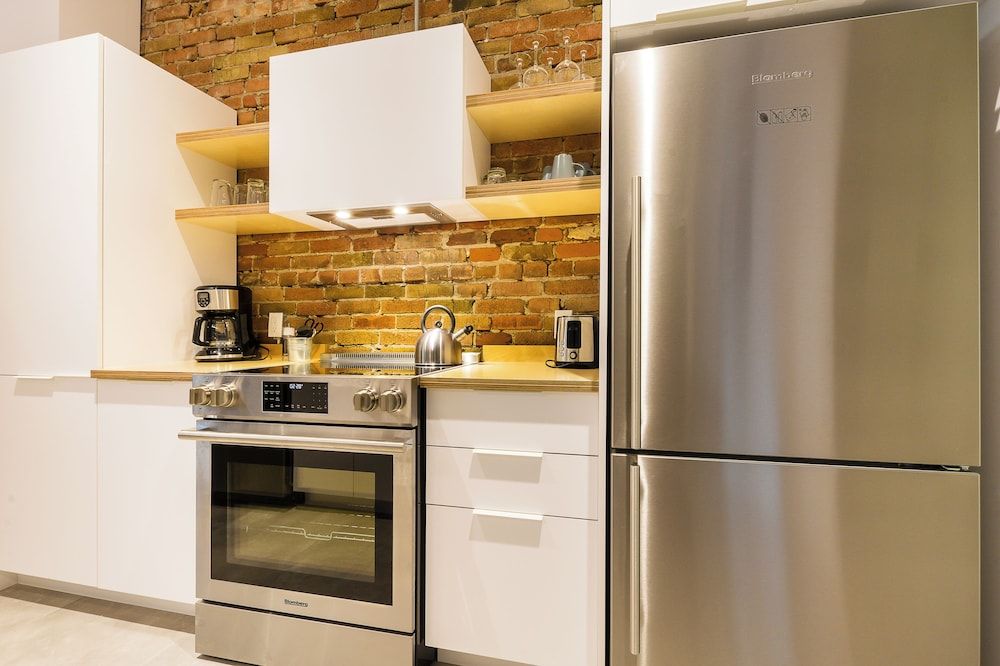 Les Lofts St-Roch by Les Lofts Vieux-Quebec Family Loft, 2 Bathrooms (SR102) 5