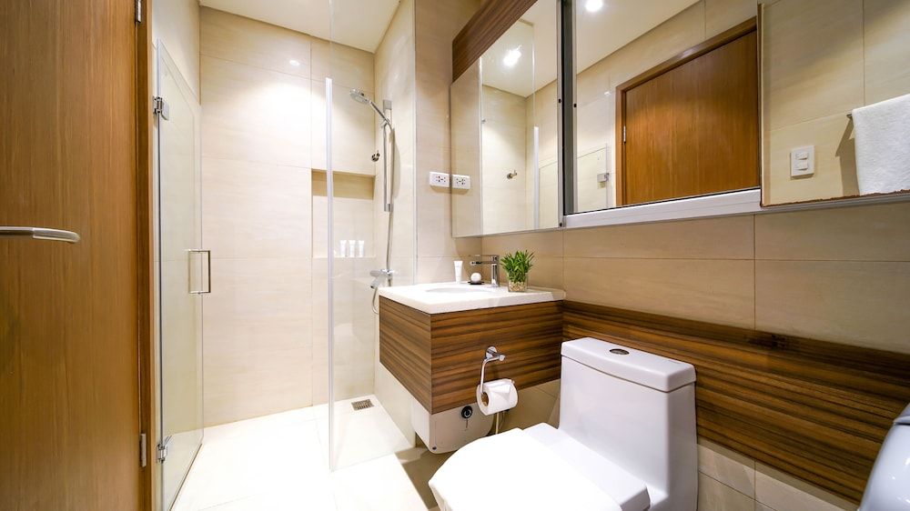 Tambuli Seaside Resort and Spa Deluxe Studio, 1 Queen Bed (guests age 18-59) 4