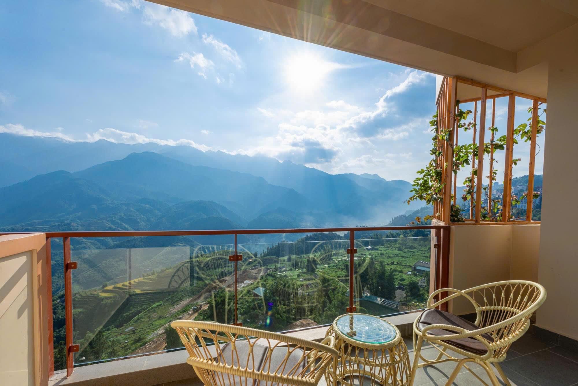 Deluxe Room Valley View Twin