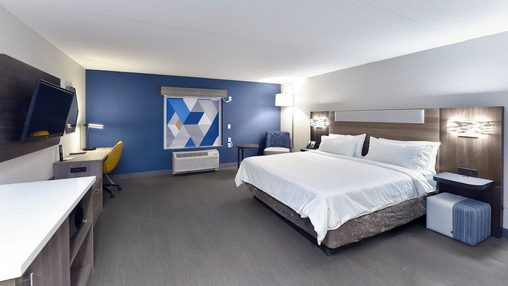 Standard Room, 1 King Bed, Accessible