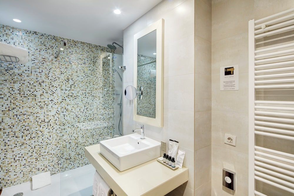 Sercotel Calle Mayor Classic Twin Room 3