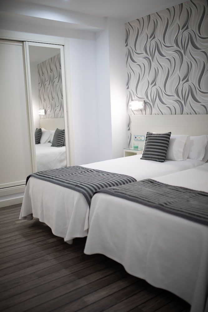 Hotel La Boutique Puerta Osario Double Room (parking) 7