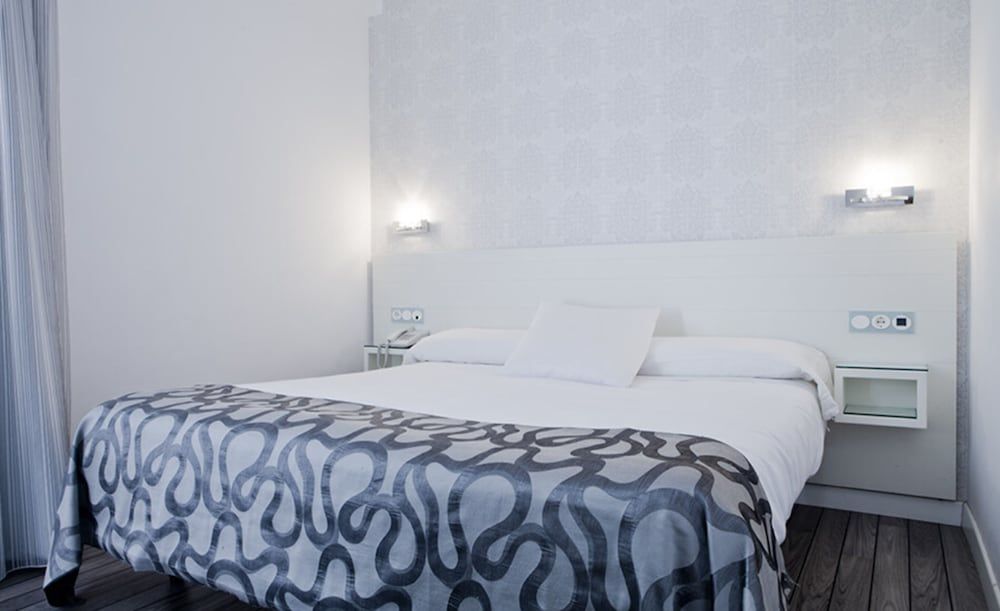 Hotel La Boutique Puerta Osario Premium Double Room