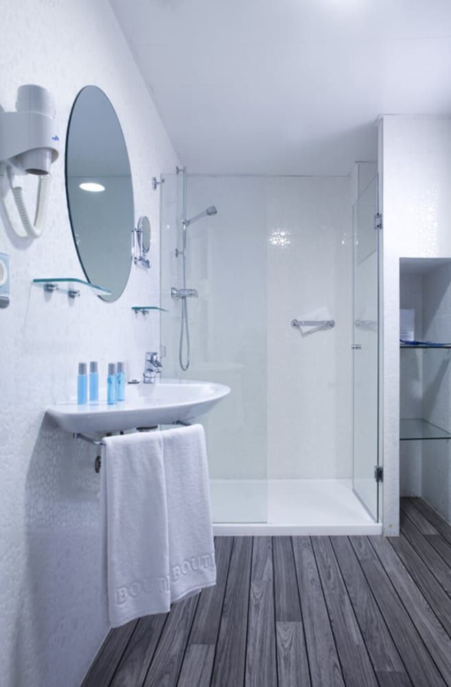 Hotel La Boutique Puerta Osario Premium Double Room 6