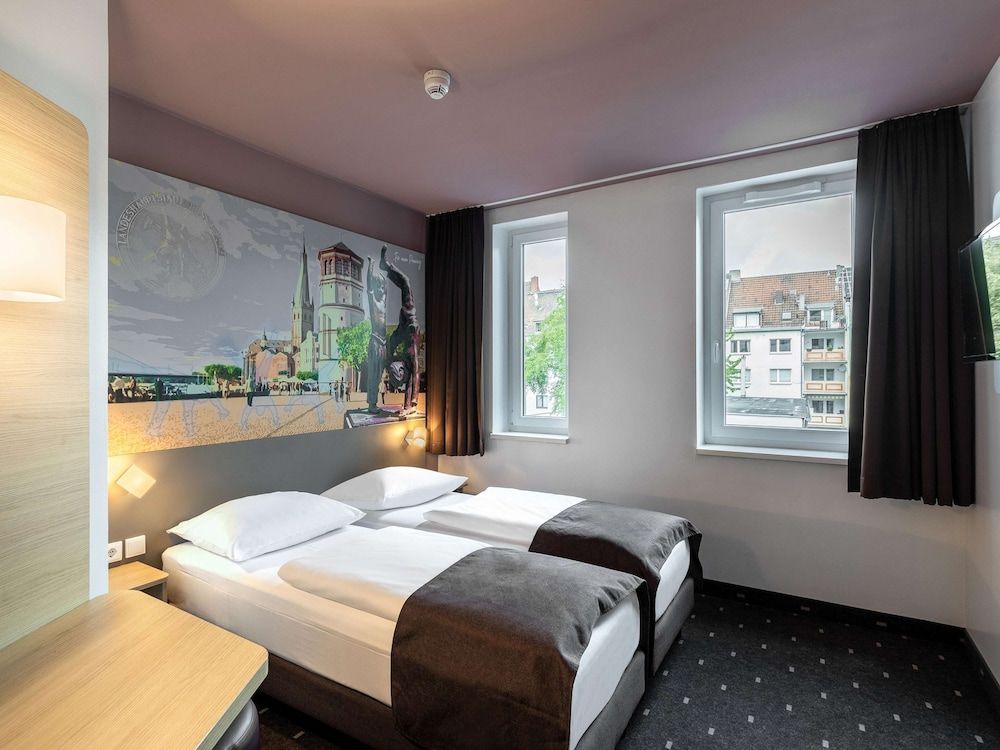 undefined B&B Hotel Düsseldorf-Mitte 2