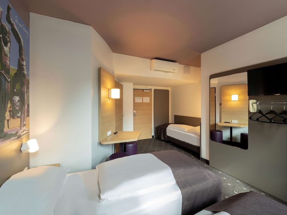 undefined B&B Hotel Düsseldorf-Mitte 8