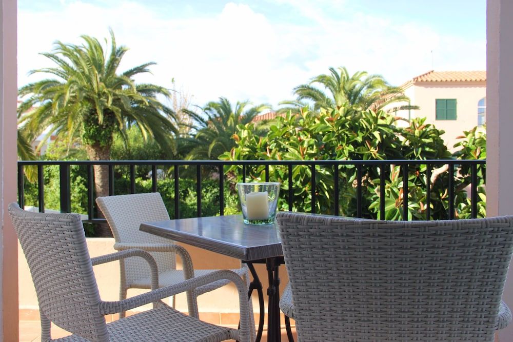 Apartamentos Royal Life