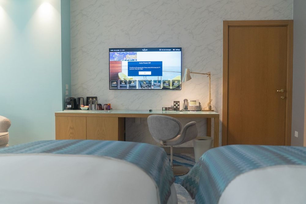 Symphony Style Hotel Kuwait Premium Superior Twin Room with Symphony Lounge access 7