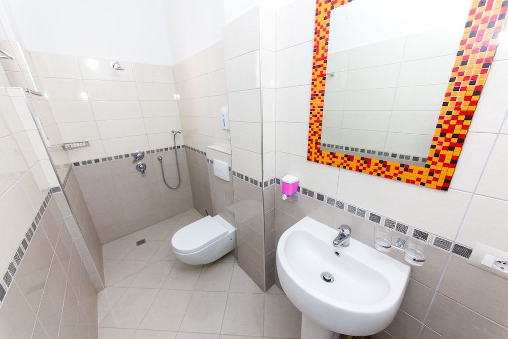 Hotel Vila Misiri Family Room, Balcony 6