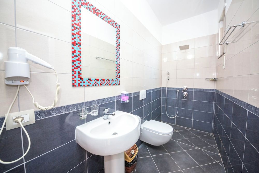 Hotel Vila Misiri Family Room, Balcony, Sea View 6