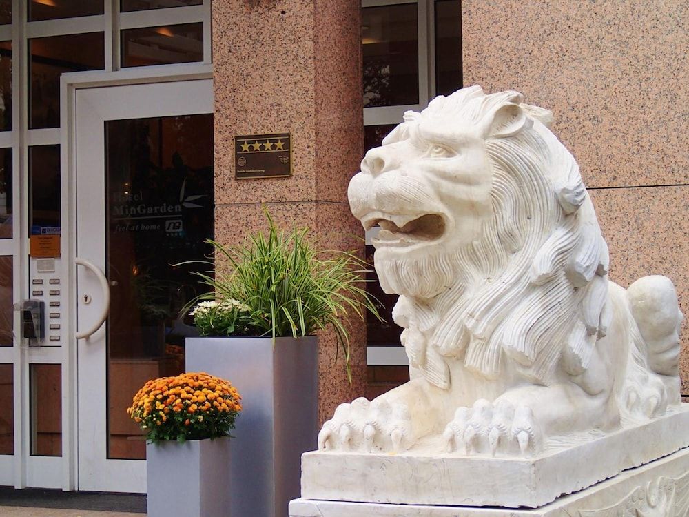 undefined Hotel MinGarden 6