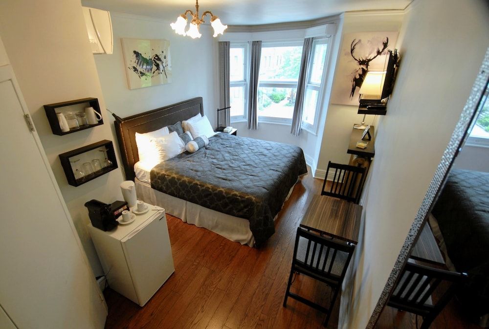 Manoir Sainte Geneviève Classic Room, 1 King Bed, Non Smoking, Private Bathroom 10