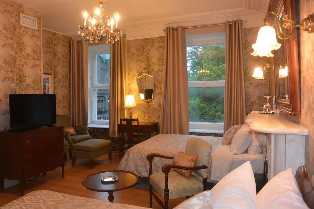 Manoir Sainte Geneviève Superior Double Room, 2 Queen Beds, Non Smoking, Private Bathroom 12