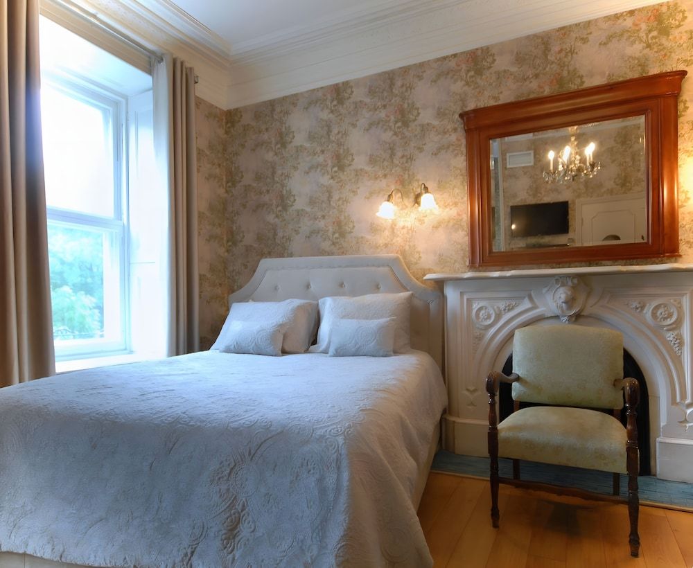 Manoir Sainte Geneviève Superior Double Room, 2 Queen Beds, Non Smoking, Private Bathroom 4